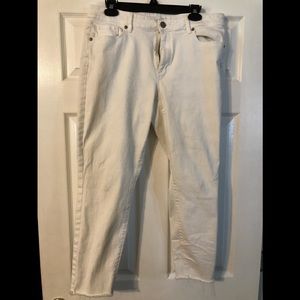 Loft Skinny white Jeans. Raw hem